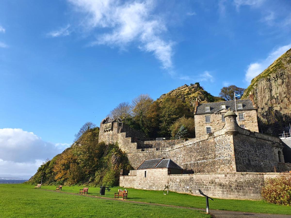 Dumbarton Castle Way Apartamento Exterior foto